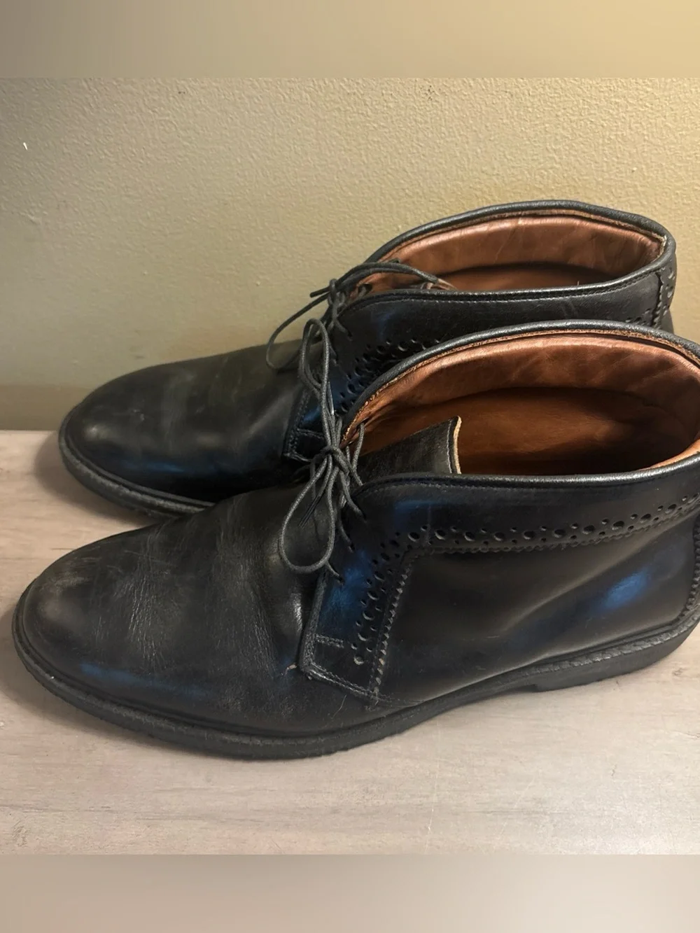 Allen Edmonds “Bellevue” Size 11 Black Chukka Boots